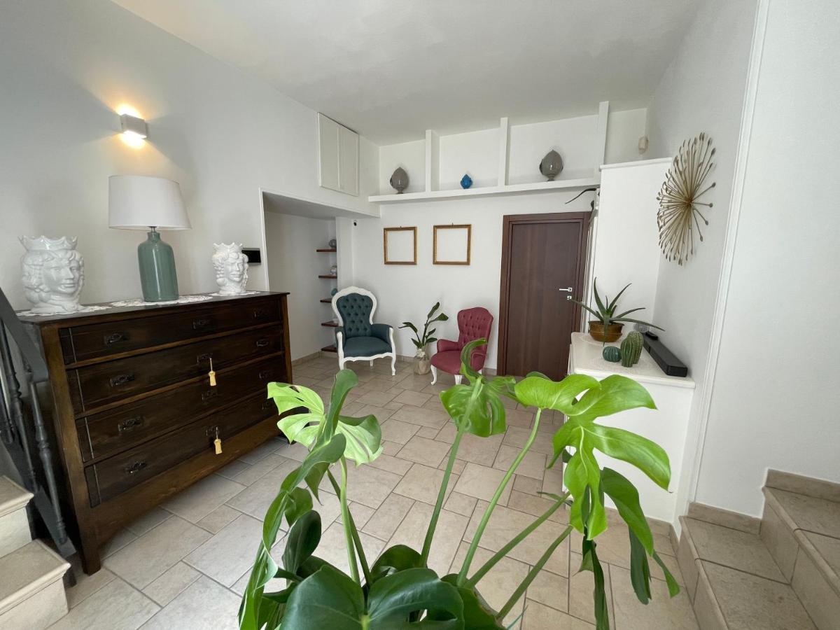 Dimora Bellini Apartment And Rooms กัสเตลลานา กรอตเต ภายนอก รูปภาพ